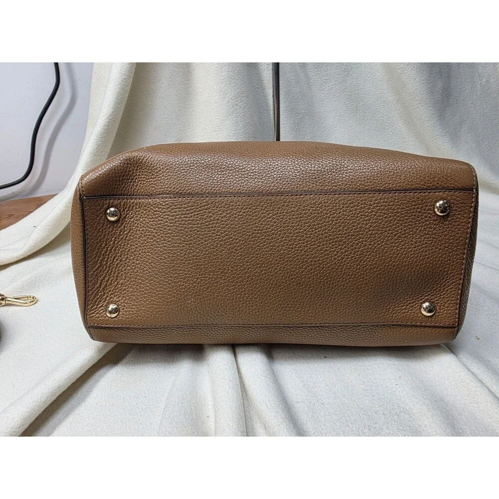 Michael Kors Cow Leather Medium Satchel Caramel/Tan Purse Hand Bag Crossbody